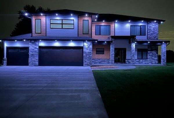 Top Christmas Light Installation Near Me | Brighten Your Holidays logo